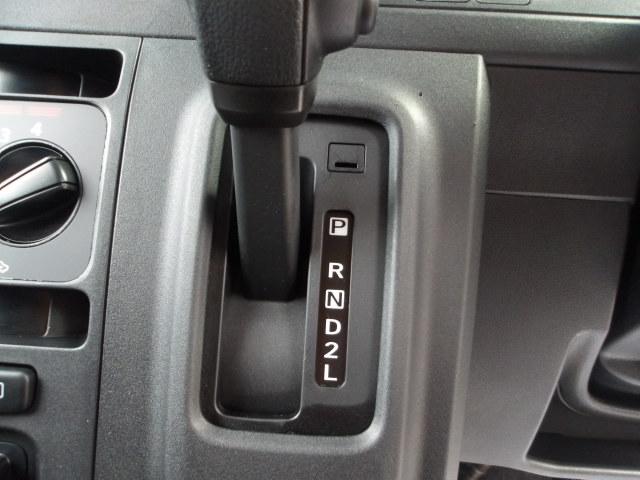 ハイゼットカーゴ セーフティサポート装着車　スライドドア　積み荷の載せれるお車　セーフティサポート装着車　スライドドア　積み荷の載せれるお車　ＣＤプレイヤー装着車　ＡＴ車　ダイハツ　ハイゼットカーゴ　クルーズＳＡ３（10枚目）