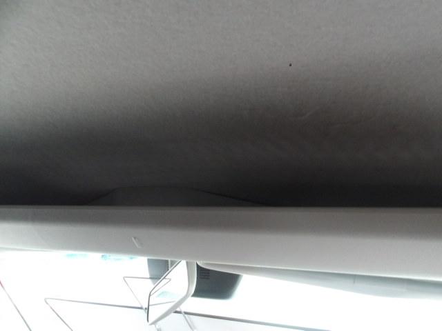 ハイゼットカーゴ セーフティサポート装着車　スライドドア　積み荷の載せれるお車　セーフティサポート装着車　スライドドア　積み荷の載せれるお車　ＣＤプレイヤー装着車　ＡＴ車　ダイハツ　ハイゼットカーゴ　クルーズＳＡ３（14枚目）