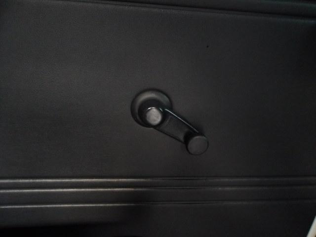 ハイゼットカーゴ セーフティサポート装着車　スライドドア　積み荷の載せれるお車　セーフティサポート装着車　スライドドア　積み荷の載せれるお車　ＣＤプレイヤー装着車　ＡＴ車　ダイハツ　ハイゼットカーゴ　クルーズＳＡ３（17枚目）