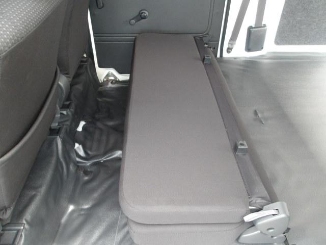 ハイゼットカーゴ セーフティサポート装着車　スライドドア　積み荷の載せれるお車　セーフティサポート装着車　スライドドア　積み荷の載せれるお車　ＣＤプレイヤー装着車　ＡＴ車　ダイハツ　ハイゼットカーゴ　クルーズＳＡ３（23枚目）