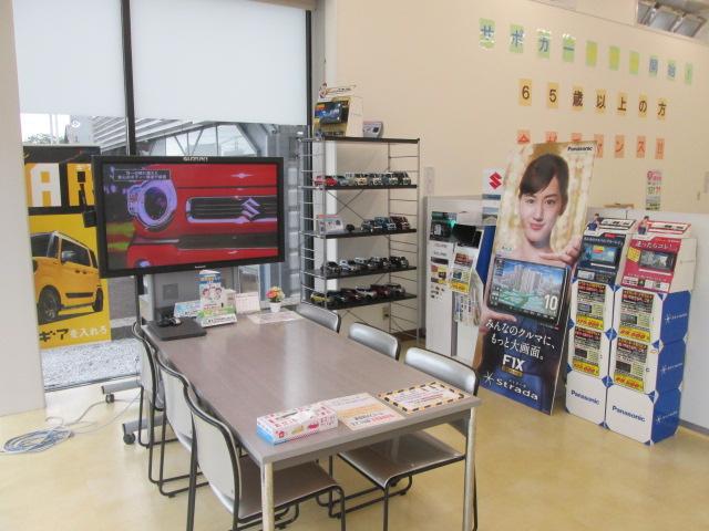 アルト 軽貨物車　アルト　ＶＰ　５ＡＧＳ仕様車　白色　小回りの利く車　軽貨物車　アルト　ＶＰ　５ＡＧＳ仕様車　白色　小回りの利く車　背の低いお車　Ｈ２９年式（66枚目）