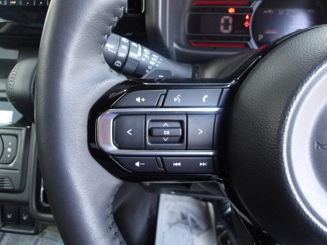 スペーシアギア スズキセーフティサポート装着車　ナビバックカメラ装着車　スペーシアギア　ＸＺターボ　スズキセーフティサポート装着車　軽自動車　電動スライドドア　ナビバックカメラ装着車　ツートンルーフ　ＥＴＣ装着車（6枚目）