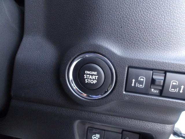 スペーシアギア スズキセーフティサポート装着車　ナビバックカメラ装着車　スペーシアギア　ＸＺターボ　スズキセーフティサポート装着車　軽自動車　電動スライドドア　ナビバックカメラ装着車　ツートンルーフ　ＥＴＣ装着車（11枚目）