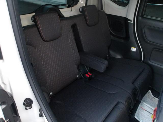 スペーシアギア スズキセーフティサポート装着車　ナビバックカメラ装着車　スペーシアギア　ＸＺターボ　スズキセーフティサポート装着車　軽自動車　電動スライドドア　ナビバックカメラ装着車　ツートンルーフ　ＥＴＣ装着車（29枚目）