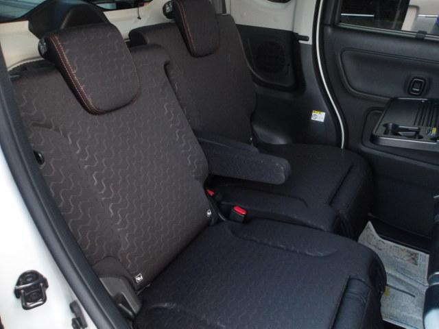 スペーシアギア スズキセーフティサポート装着車　ナビバックカメラ装着車　スペーシアギア　ＸＺターボ　スズキセーフティサポート装着車　軽自動車　電動スライドドア　ナビバックカメラ装着車　ツートンルーフ　ＥＴＣ装着車（32枚目）