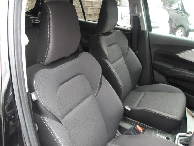 スイフト スズキセーフティサポート装着車　ナビゲーション装着車　スズキセーフティサポート装着車　ナビゲーション装着車　ＣＶＴ車　普通車　電動パーキング　スズキ　スイフト　ＨＹＢＲＩＤ　ＭＺ（2枚目）