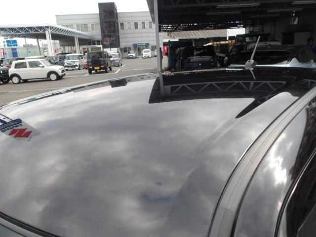 スイフト スズキセーフティサポート装着車　ナビゲーション装着車　スズキセーフティサポート装着車　ナビゲーション装着車　ＣＶＴ車　普通車　電動パーキング　スズキ　スイフト　ＨＹＢＲＩＤ　ＭＺ（33枚目）