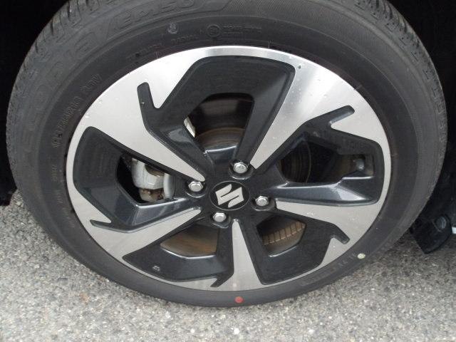 スイフト スズキセーフティサポート装着車　ナビゲーション装着車　スズキセーフティサポート装着車　ナビゲーション装着車　ＣＶＴ車　普通車　電動パーキング　スズキ　スイフト　ＨＹＢＲＩＤ　ＭＺ（34枚目）