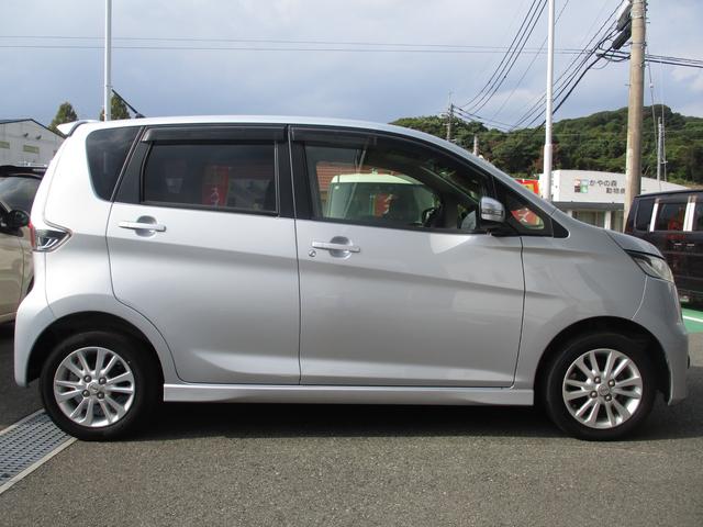 デイズ ハイウェイスターＪ　ＣＤプレーヤ　衝突被害軽減ブレーキ搭載車　衝突被害軽減システム　盗難防止システム　ＣＤプレーヤ　アルミホイール　エアバック　電動ドアミラー（7枚目）