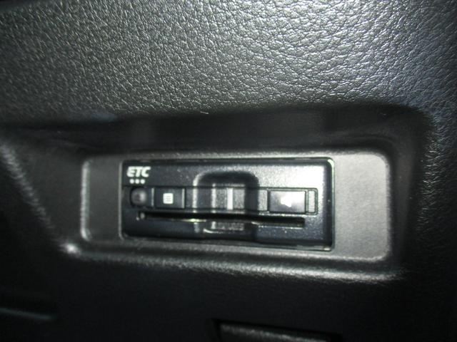 高速道路での料金お支払がスムーズに行える、ＥＴＣ車載器もついています（＾０＾）