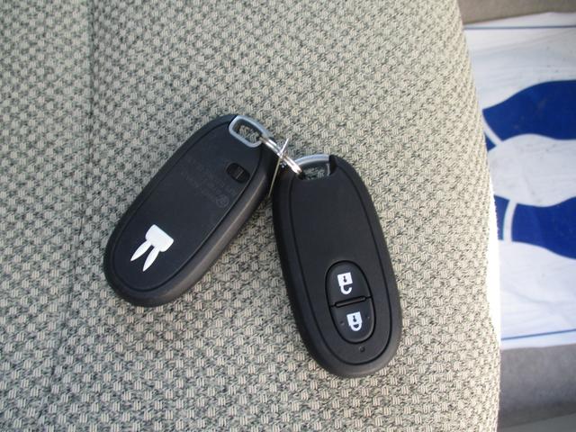 アルトラパン Ｌ　５型　社用車ＵＰ　スズキセーフティーサポート　ステアリングスイッチ　オートライト　ＬＥＤヘッドランプ　プッシュスタート　シートヒーター　オートエアコン　衝突安全ボディ　盗難防止システム（35枚目）