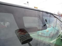 ����ˤ��룲�ĤΥ��󥵡�������ޤ���ԼԤ��Τ���ȥɥ饤�С��˴�����ǧ�Τ����ﳲ�ڸ����礭���׸�����ǥ奢�륻�󥵡��֥졼�����ݡ��ȤǤ��ʡ������� 4