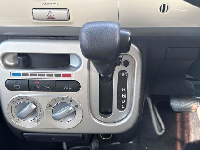 アルトラパン Ｘ　スマートキー　電動格納ミラー　ベンチシート　ＣＶＴ　盗難防止システム　ＡＢＳ　ＣＤ　アルミホイール　衝突安全ボディ　エアコン　パワーステアリング　パワーウィンドウ（5枚目）