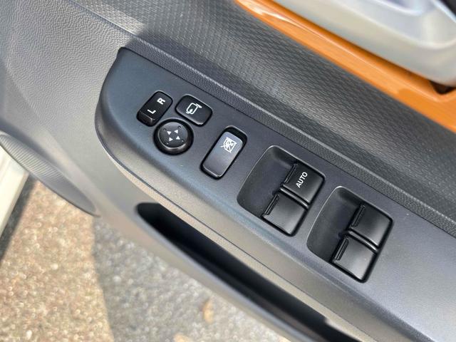 アルトラパン Ｘ　スマートキー　電動格納ミラー　ベンチシート　ＣＶＴ　盗難防止システム　ＡＢＳ　ＣＤ　アルミホイール　衝突安全ボディ　エアコン　パワーステアリング　パワーウィンドウ（11枚目）