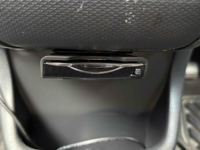 デリカＤ：２ 　ドライブレコーダー　ＥＴＣ　バックカメラ　ナビ　ＴＶ　両側電動スライドドア　オートライト　ＨＩＤ　スマートキー　電動格納ミラー　ウォークスルー　ＣＶＴ　アルミホイール　ＣＤ　ＤＶＤ再生　ＵＳＢ（8枚目）