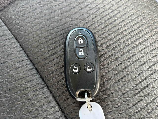 デリカＤ：２ 　ドライブレコーダー　ＥＴＣ　バックカメラ　ナビ　ＴＶ　両側電動スライドドア　オートライト　ＨＩＤ　スマートキー　電動格納ミラー　ウォークスルー　ＣＶＴ　アルミホイール　ＣＤ　ＤＶＤ再生　ＵＳＢ（22枚目）