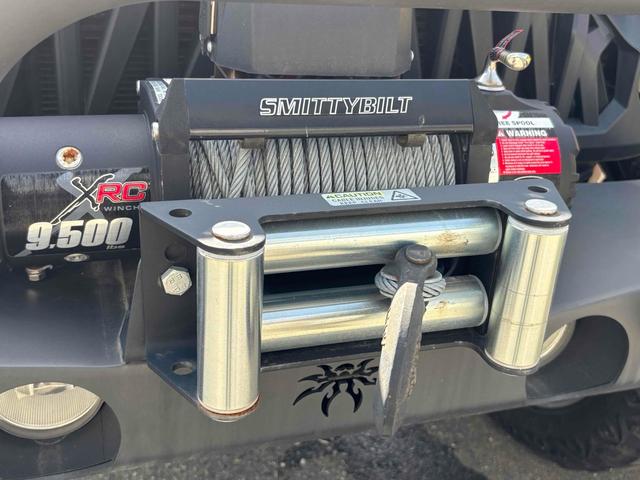 ジープ・ラングラーアンリミテッド スポーツ　４ＷＤ　ＥＴＣ　バックカメラ　オートクルーズコントロール　ナビ　ＴＶ　アルミホイール　ＡＴ　盗難防止システム　ＣＤ　ＤＶＤ再生　ＵＳＢ　Ｂｌｕｅｔｏｏｔｈ　ＡＢＳ　ＥＳＣ　エアコン　パワーウィンドウ（31枚目）