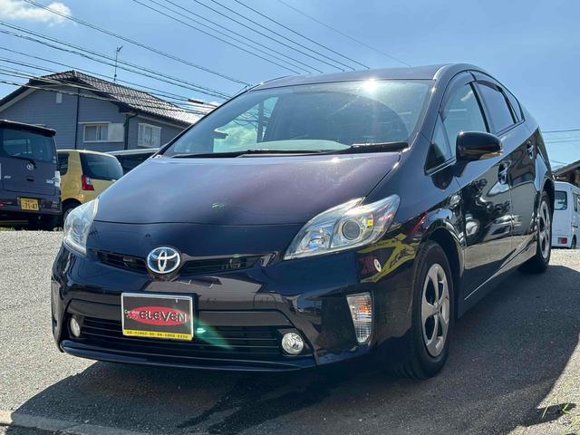 プリウス Ｓ　ドライブレコーダー　ＥＴＣ　バックカメラ　ナビ　ＴＶ　アルミホイール　オートライト　ＨＩＤ　スマートキー　電動格納ミラー　ＣＶＴ　盗難防止システム　衝突安全ボディ　ＡＢＳ　ＥＳＣ　ＣＤ（12枚目）
