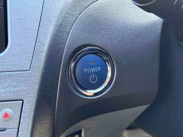 プリウス Ｓ　ドライブレコーダー　ＥＴＣ　バックカメラ　ナビ　ＴＶ　アルミホイール　オートライト　ＨＩＤ　スマートキー　電動格納ミラー　ＣＶＴ　盗難防止システム　衝突安全ボディ　ＡＢＳ　ＥＳＣ　ＣＤ（46枚目）