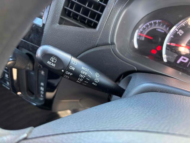 パレットＳＷ ＸＳ　ワンオーナー　両側スライド・片側電動　オートライト　ＨＩＤ　スマートキー　電動格納ミラー　ベンチシート　ＣＶＴ　盗難防止システム　ＡＢＳ　ＵＳＢ　アルミホイール　衝突安全ボディ　エアコン（9枚目）