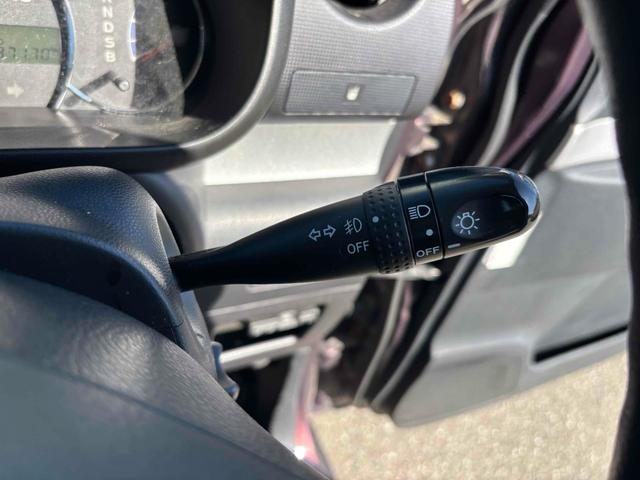 ムーヴコンテ カスタム　Ｘ　ＥＴＣ　ナビ　ＴＶ　ＨＩＤ　スマートキー　アイドリングストップ　電動格納ミラー　ベンチシート　ＣＶＴ　盗難防止システム　ＡＢＳ　ＣＤ　衝突安全ボディ　エアコン　パワーステアリング　パワーウィンドウ（9枚目）