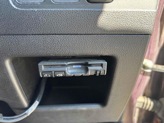 ムーヴコンテ カスタム　Ｘ　ＥＴＣ　ナビ　ＴＶ　ＨＩＤ　スマートキー　アイドリングストップ　電動格納ミラー　ベンチシート　ＣＶＴ　盗難防止システム　ＡＢＳ　ＣＤ　衝突安全ボディ　エアコン　パワーステアリング　パワーウィンドウ（10枚目）