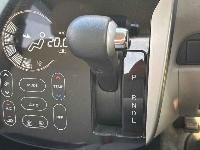 ｅＫワゴン Ｇ　バックカメラ　スマートキー　アイドリングストップ　電動格納ミラー　ベンチシート　ＣＶＴ　盗難防止システム　ＡＢＳ　ＣＤ　ミュージックプレイヤー接続可　アルミホイール　衝突安全ボディ　エアコン（6枚目）