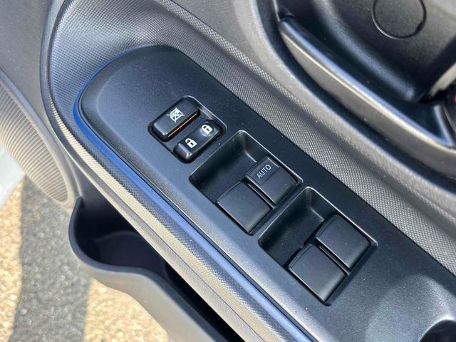 アクア Ｓ　ドライブレコーダー　ＥＴＣ　バックカメラ　ナビ　ＴＶ　オートライト　スマートキー　電動格納ミラー　ＣＶＴ　衝突安全ボディ　ＡＢＳ　ＥＳＣ　ＣＤ　ミュージックプレイヤー接続可　Ｂｌｕｅｔｏｏｔｈ（11枚目）