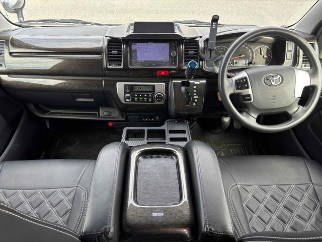 ハイエースバン ロングスーパーＧＬ　ドライブレコーダー　ＥＴＣ　バックカメラ　ナビ　ＴＶ　両側スライドドア　オートライト　スマートキー　電動格納ミラー　ＡＴ　アルミホイール　ＣＤ　ＤＶＤ再生　ＵＳＢ　Ｂｌｕｅｔｏｏｔｈ　エアコン（2枚目）