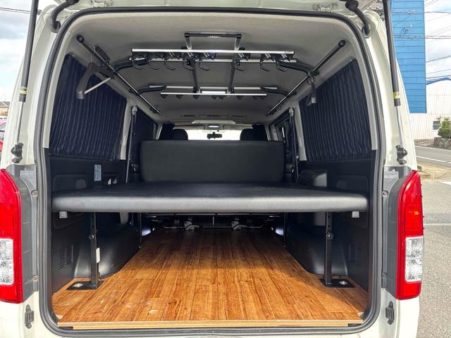 ハイエースバン ロングスーパーＧＬ　ドライブレコーダー　ＥＴＣ　バックカメラ　ナビ　ＴＶ　両側スライドドア　オートライト　スマートキー　電動格納ミラー　ＡＴ　アルミホイール　ＣＤ　ＤＶＤ再生　ＵＳＢ　Ｂｌｕｅｔｏｏｔｈ　エアコン（19枚目）