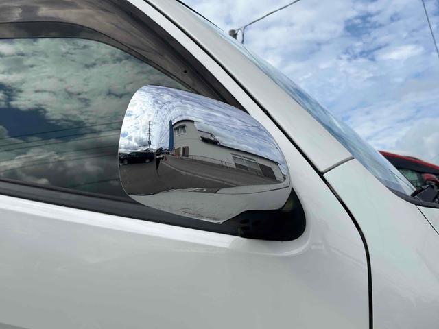 ハイエースバン ロングスーパーＧＬ　ドライブレコーダー　ＥＴＣ　バックカメラ　ナビ　ＴＶ　両側スライドドア　オートライト　スマートキー　電動格納ミラー　ＡＴ　アルミホイール　ＣＤ　ＤＶＤ再生　ＵＳＢ　Ｂｌｕｅｔｏｏｔｈ　エアコン（31枚目）