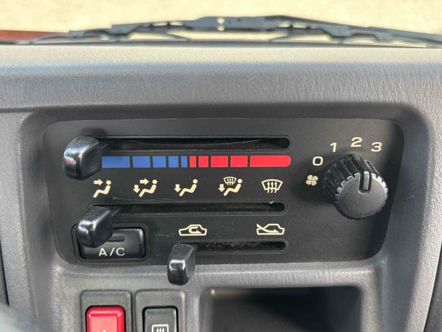 SUBARU SAMBAR VAN TRANSPORTER