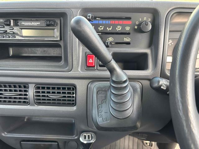 SUBARU SAMBAR VAN TRANSPORTER