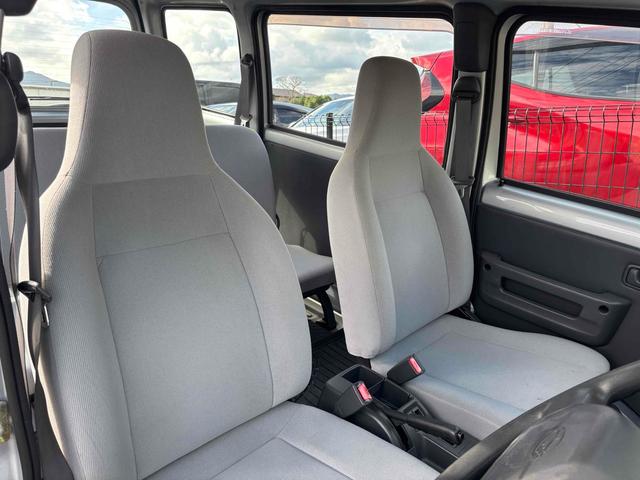 SUBARU SAMBAR VAN TRANSPORTER