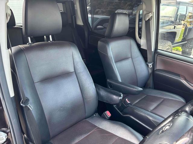 エスクァイア ハイブリッドＧｉ　ＥＴＣ　バックカメラ　ナビ　ＴＶ　オートクルーズコントロール　両側電動スライドドア　オートライト　ＬＥＤヘッドランプ　スマートキー　アイドリングストップ　電動格納ミラー　シートヒーター　３列シート（34枚目）