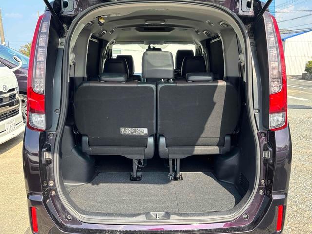 エスクァイア ハイブリッドＧｉ　ＥＴＣ　バックカメラ　ナビ　ＴＶ　オートクルーズコントロール　両側電動スライドドア　オートライト　ＬＥＤヘッドランプ　スマートキー　アイドリングストップ　電動格納ミラー　シートヒーター　３列シート（39枚目）