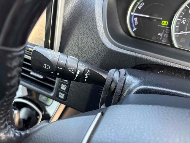 エスクァイア ハイブリッドＧｉ　ＥＴＣ　バックカメラ　ナビ　ＴＶ　オートクルーズコントロール　両側電動スライドドア　オートライト　ＬＥＤヘッドランプ　スマートキー　アイドリングストップ　電動格納ミラー　シートヒーター　３列シート（45枚目）