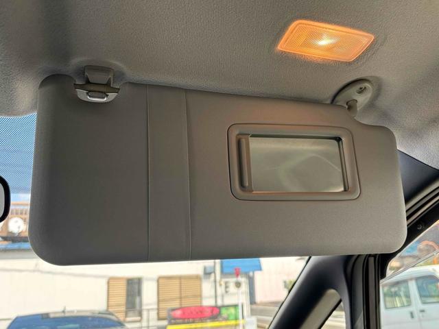 エスクァイア ハイブリッドＧｉ　ＥＴＣ　バックカメラ　ナビ　ＴＶ　オートクルーズコントロール　両側電動スライドドア　オートライト　ＬＥＤヘッドランプ　スマートキー　アイドリングストップ　電動格納ミラー　シートヒーター　３列シート（58枚目）