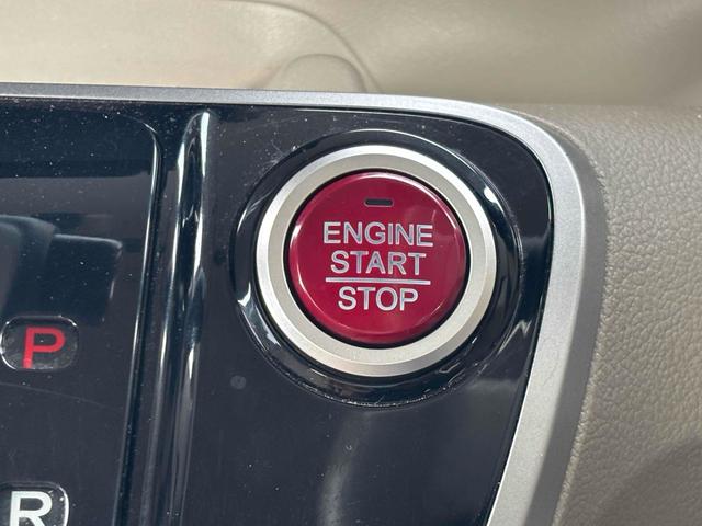 Ｎ－ＢＯＸ Ｇ　ＥＴＣ　両側スライドドア　ナビ　ＴＶ　スマートキー　アイドリングストップ　電動格納ミラー　ベンチシート　ＣＶＴ　盗難防止システム　ＡＢＳ　ＥＳＣ　ＣＤ　ＤＶＤ再生　Ｂｌｕｅｔｏｏｔｈ　衝突安全ボディ（7枚目）