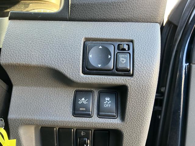 �R�̕��ւ܂������o��ƁA��c�����_�������܂��B���̌����_���E�܉������B