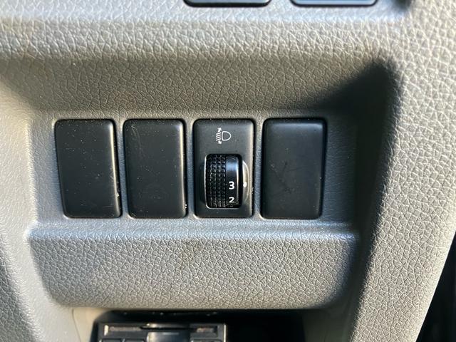 �E�܌�A�O�������w�Z���߂��ăf�C���[�����܂��܂��B