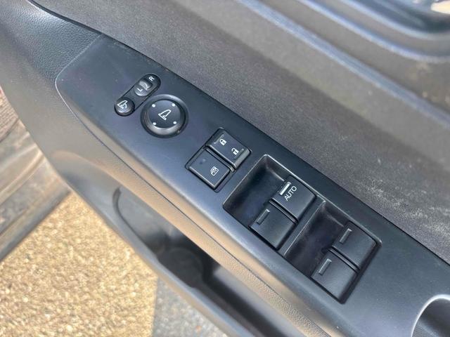 Ｎ－ＢＯＸ Ｇ　ターボＳＳパッケージ　ＥＴＣ　バックカメラ　両側電動スライドドア　ナビ　ＴＶ　オートクルーズコントロール　衝突被害軽減システム　オートライト　ＨＩＤ　スマートキー　アイドリングストップ　電動格納ミラー　シートヒーター（11枚目）