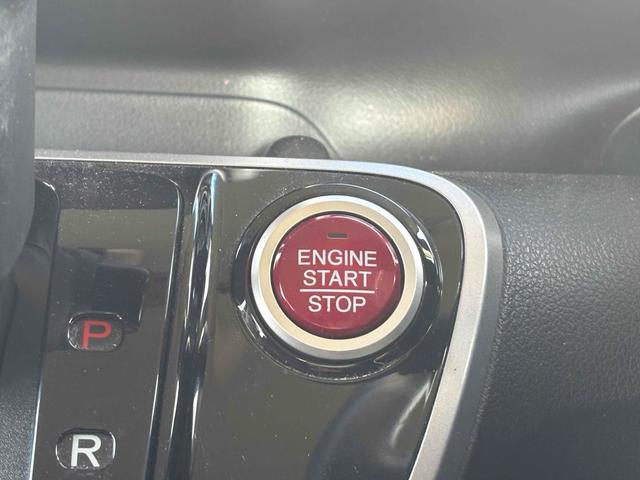 Ｎ－ＢＯＸカスタム Ｇ　両側スライド・片側電動　オートライト　ＨＩＤ　スマートキー　アイドリングストップ　電動格納ミラー　ベンチシート　ＣＶＴ　盗難防止システム　ＡＢＳ　ＥＳＣ　ＣＤ　ＵＳＢ　エアコン　パワーステアリング（7枚目）