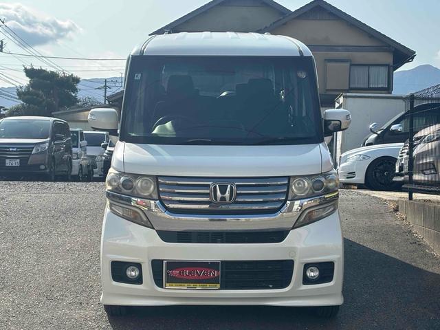 Ｎ－ＢＯＸカスタム Ｇ　両側スライド・片側電動　オートライト　ＨＩＤ　スマートキー　アイドリングストップ　電動格納ミラー　ベンチシート　ＣＶＴ　盗難防止システム　ＡＢＳ　ＥＳＣ　ＣＤ　ＵＳＢ　エアコン　パワーステアリング（13枚目）
