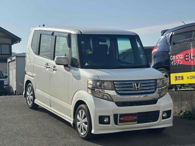 Ｎ－ＢＯＸカスタム Ｇ　両側スライド・片側電動　オートライト　ＨＩＤ　スマートキー　アイドリングストップ　電動格納ミラー　ベンチシート　ＣＶＴ　盗難防止システム　ＡＢＳ　ＥＳＣ　ＣＤ　ＵＳＢ　エアコン　パワーステアリング（14枚目）