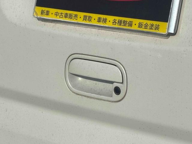 Ｎ－ＢＯＸカスタム Ｇ　両側スライド・片側電動　オートライト　ＨＩＤ　スマートキー　アイドリングストップ　電動格納ミラー　ベンチシート　ＣＶＴ　盗難防止システム　ＡＢＳ　ＥＳＣ　ＣＤ　ＵＳＢ　エアコン　パワーステアリング（22枚目）