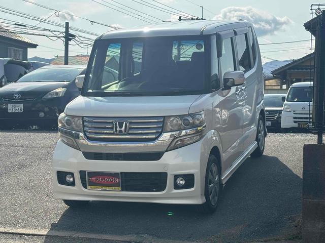 Ｎ－ＢＯＸカスタム Ｇ　両側スライド・片側電動　オートライト　ＨＩＤ　スマートキー　アイドリングストップ　電動格納ミラー　ベンチシート　ＣＶＴ　盗難防止システム　ＡＢＳ　ＥＳＣ　ＣＤ　ＵＳＢ　エアコン　パワーステアリング（26枚目）