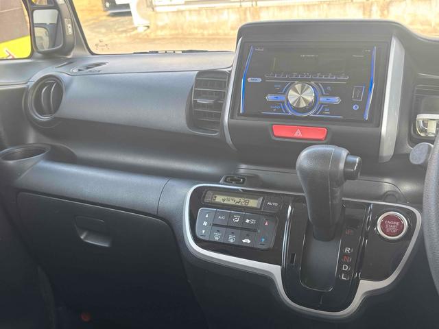 Ｎ－ＢＯＸカスタム Ｇ　両側スライド・片側電動　オートライト　ＨＩＤ　スマートキー　アイドリングストップ　電動格納ミラー　ベンチシート　ＣＶＴ　盗難防止システム　ＡＢＳ　ＥＳＣ　ＣＤ　ＵＳＢ　エアコン　パワーステアリング（27枚目）