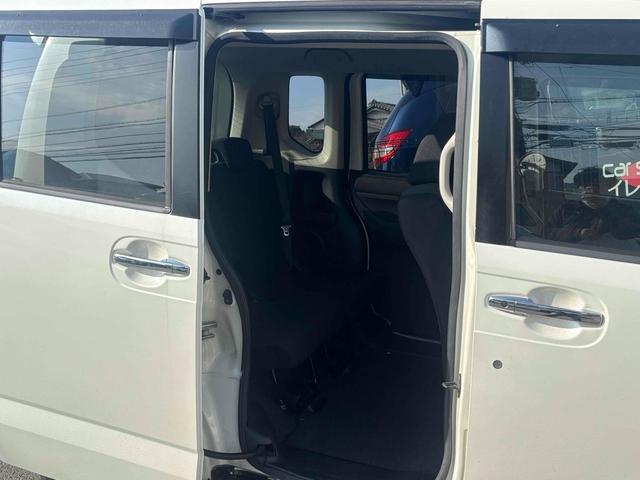 Ｎ－ＢＯＸカスタム Ｇ　両側スライド・片側電動　オートライト　ＨＩＤ　スマートキー　アイドリングストップ　電動格納ミラー　ベンチシート　ＣＶＴ　盗難防止システム　ＡＢＳ　ＥＳＣ　ＣＤ　ＵＳＢ　エアコン　パワーステアリング（44枚目）