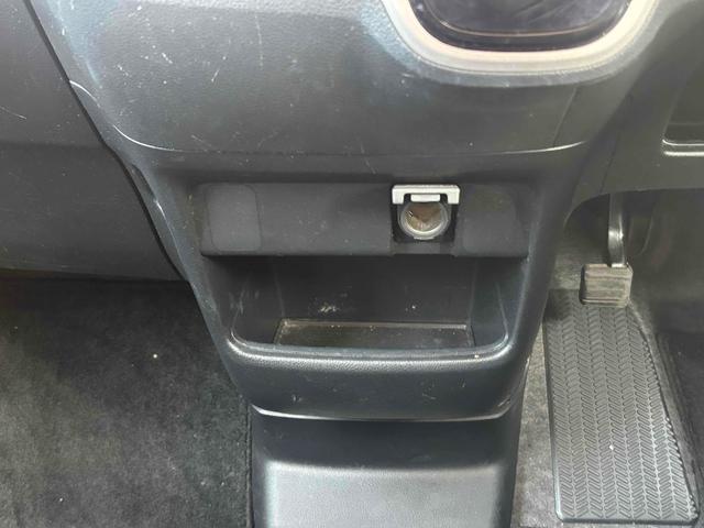 Ｎ－ＢＯＸカスタム Ｇ　両側スライド・片側電動　オートライト　ＨＩＤ　スマートキー　アイドリングストップ　電動格納ミラー　ベンチシート　ＣＶＴ　盗難防止システム　ＡＢＳ　ＥＳＣ　ＣＤ　ＵＳＢ　エアコン　パワーステアリング（47枚目）